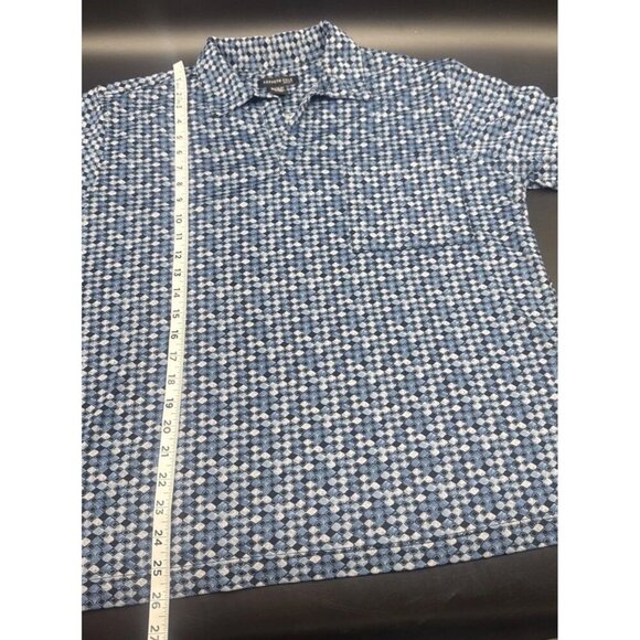 Kenneth Cole New York Men’s Blue Short Sleeve V Neck Pocket Nylon Shirt Sz XL - Picture 8 of 8